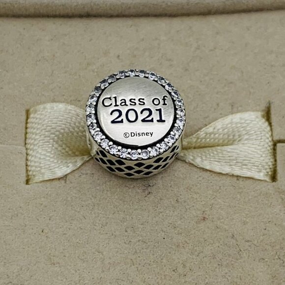🔥🔥Pandora Disney Mickey Graduation Class of 2021 Charm S925 Sterling Silver - Picture 5 of 6